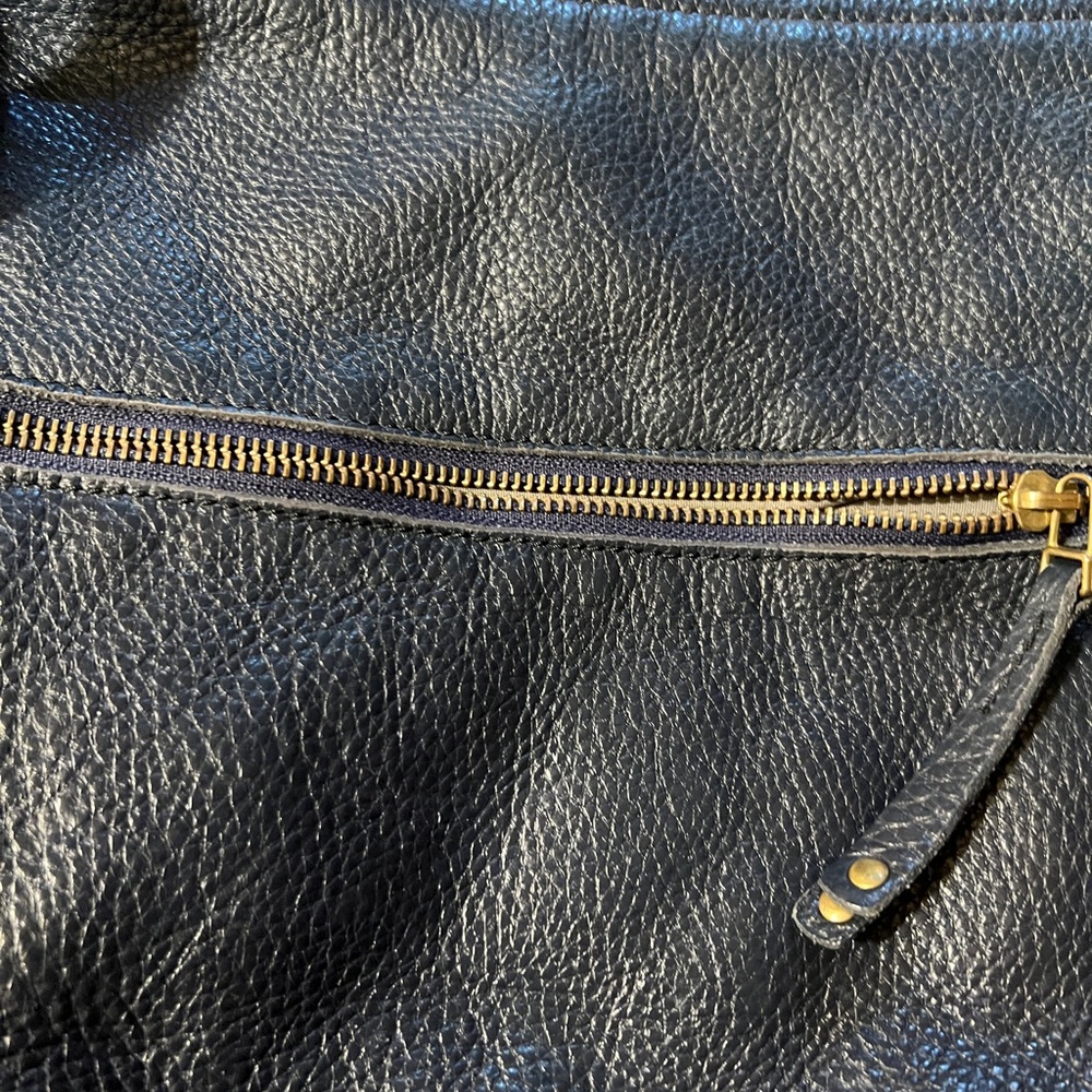 Navy Blue Roots Purse - Picture 12 of 12